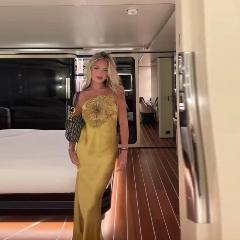 3D Flower Halter Backless Mermaid Dress – Summer 2025