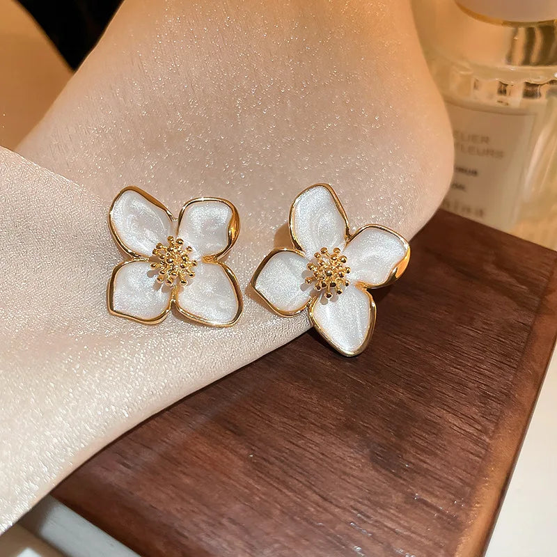 Sweet Flower Stud Earrings For Women
