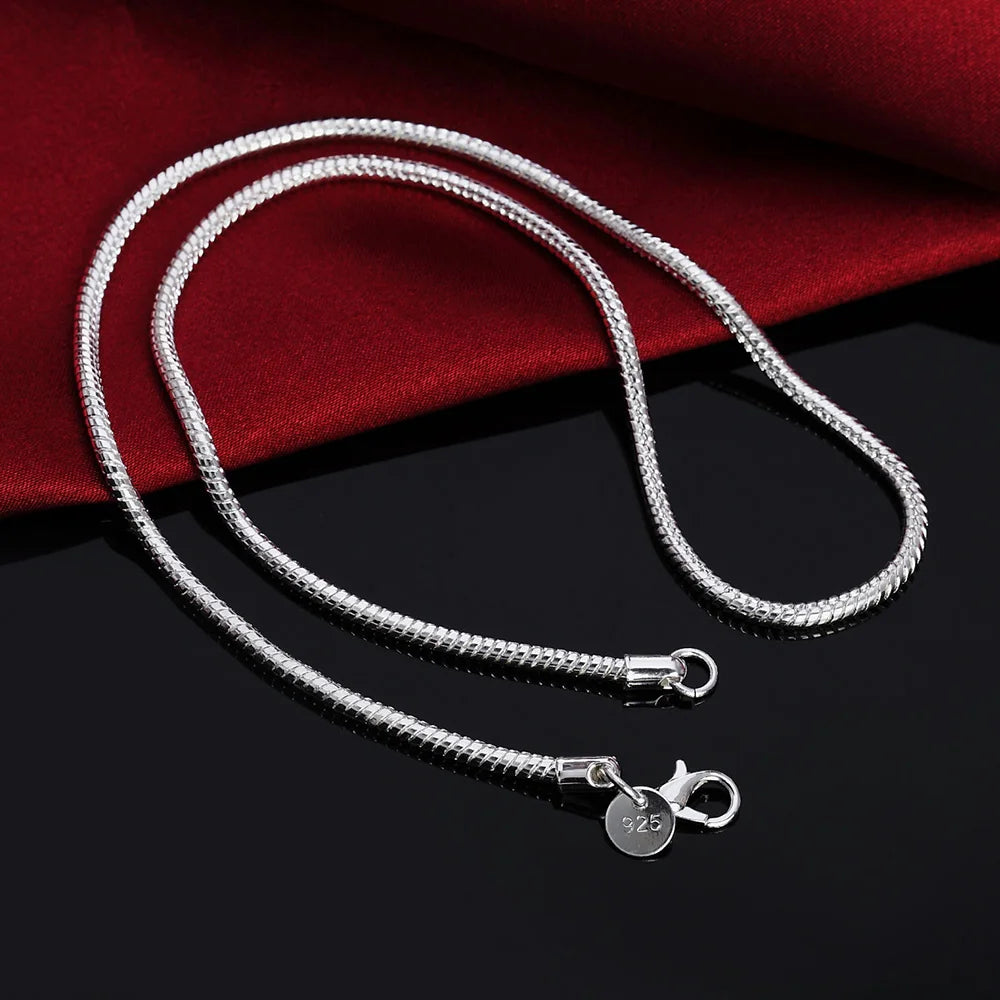 Silver snake chain necklace 45–60cm.